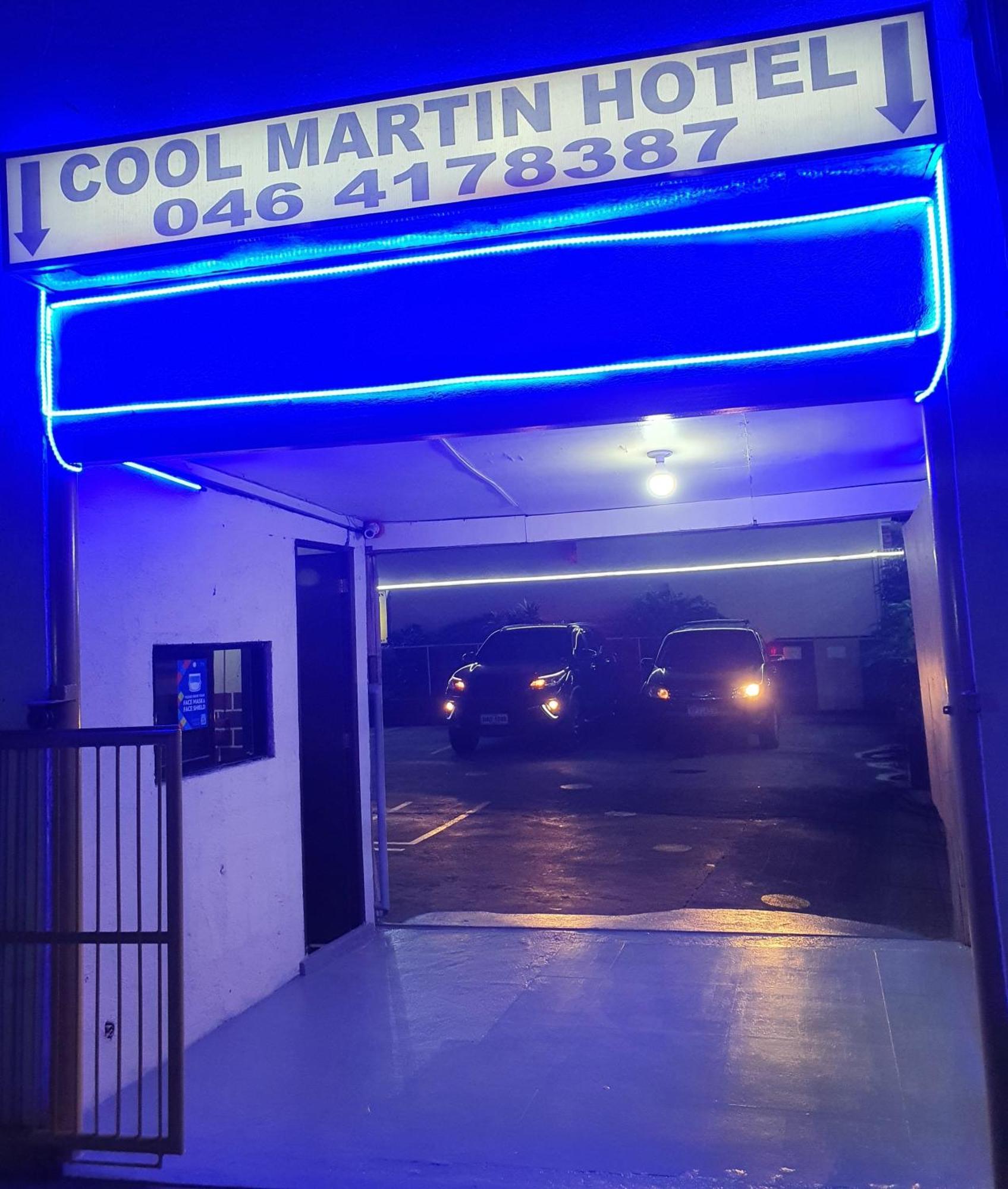 Cool Martin Family Hotel And Resort Bacoor 外观 照片