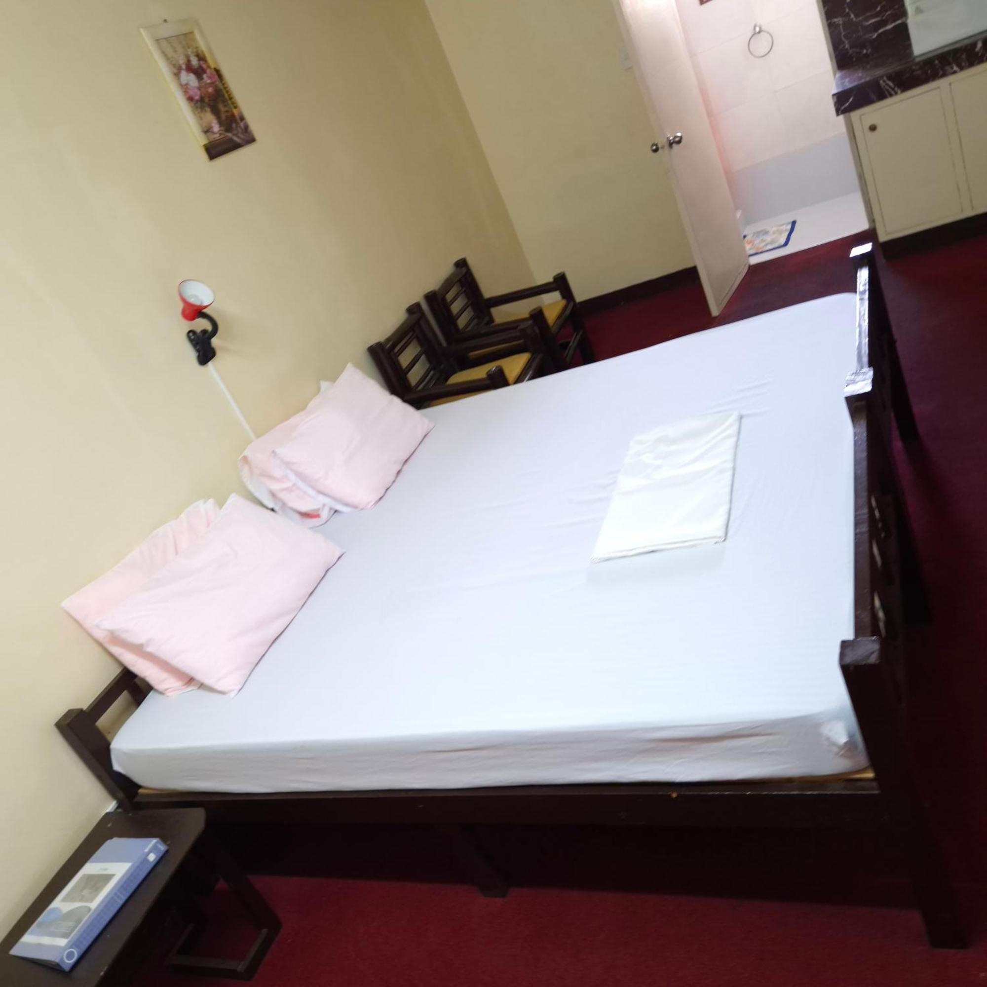 Cool Martin Family Hotel And Resort Bacoor 外观 照片