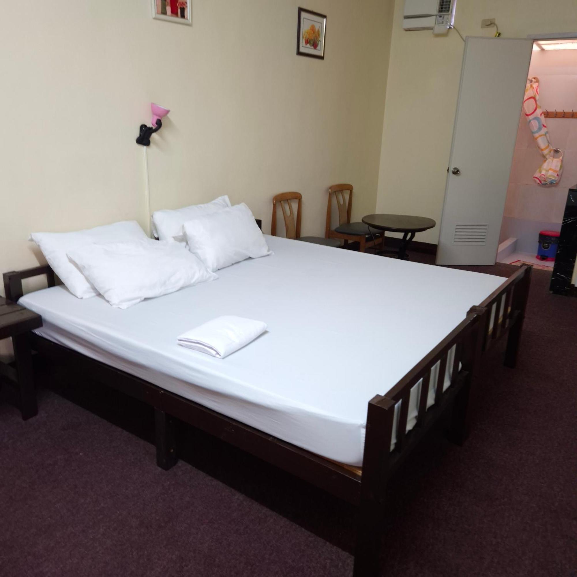 Cool Martin Family Hotel And Resort Bacoor 外观 照片